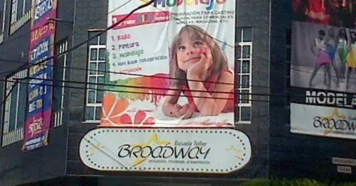ESCUELA TALLER BROADWAY ESCUELA TALLER BROADWAY